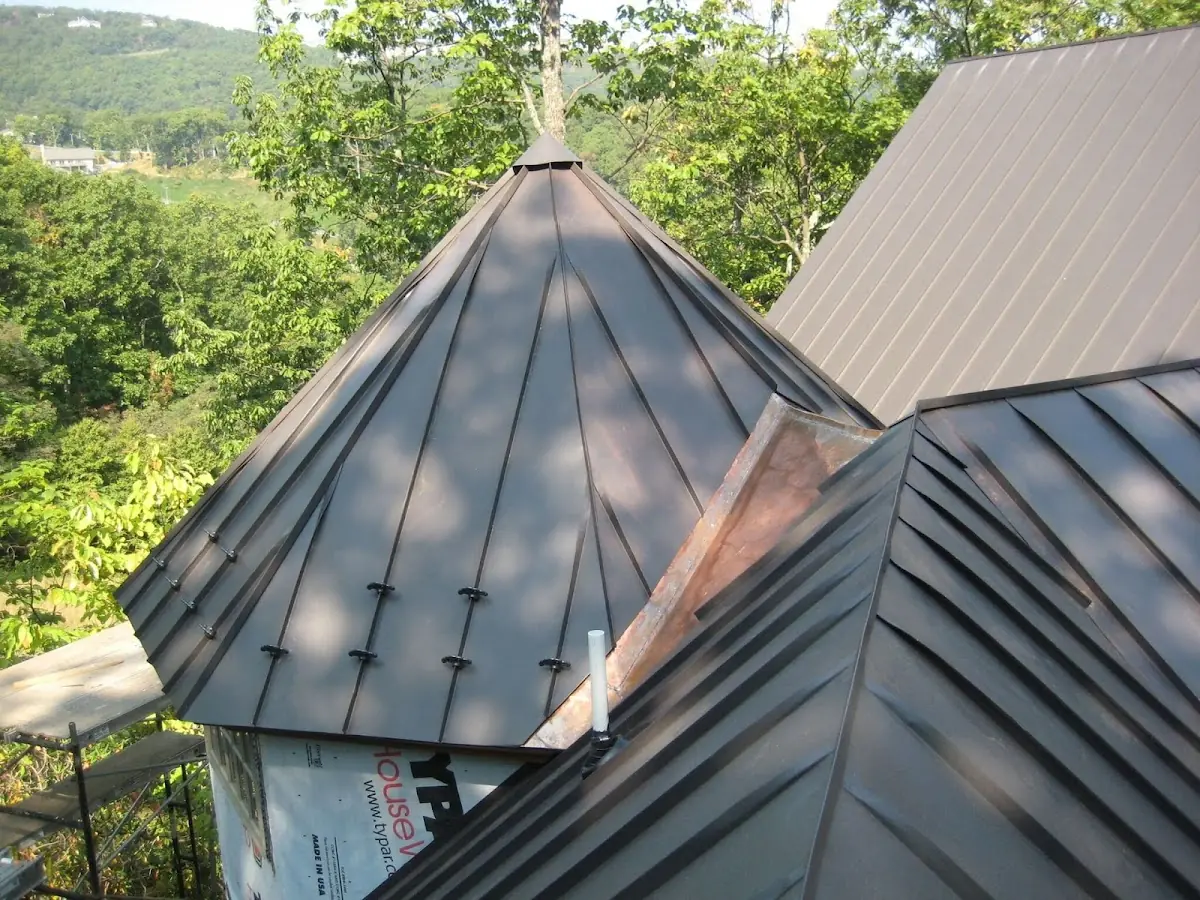Professional Roof Tarp Installation by Craftsman Roofing in Manistee